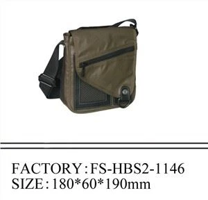 Messager Bag Men China กับ Leather 2021
